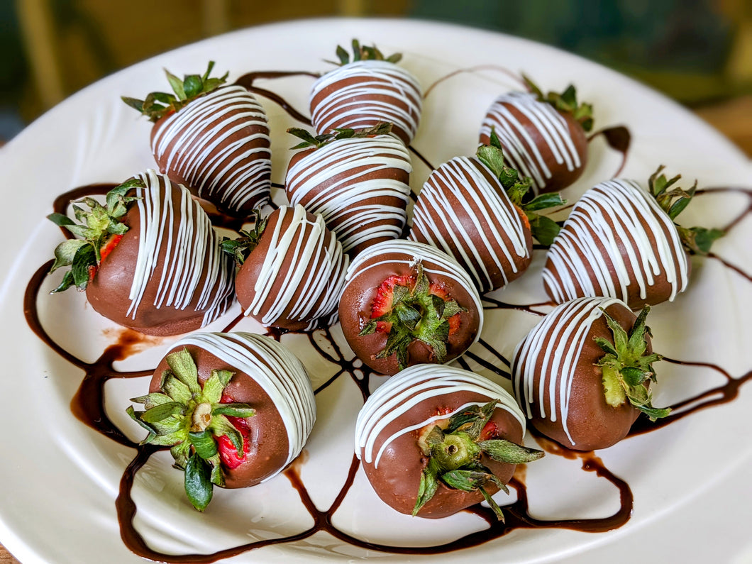 Chocolate Covered Strawberries (1 Dozen)